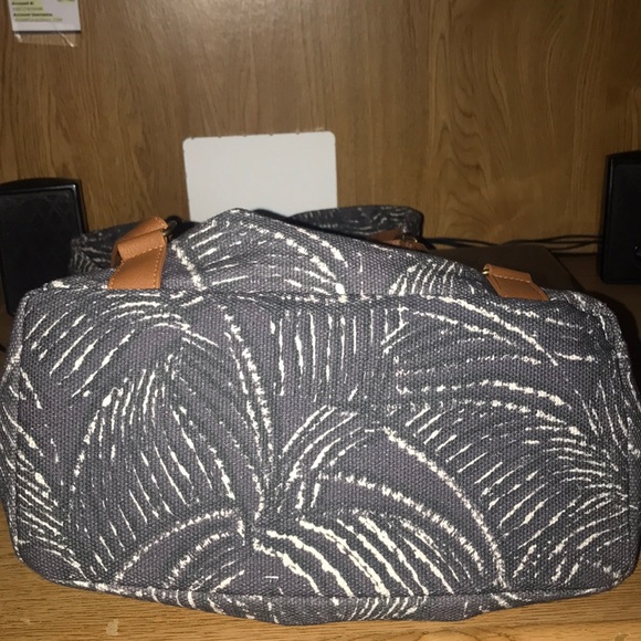 LU & ELLE BACKPACK W/ MONEY & CARDS HOLDER - Picture 13 of 14